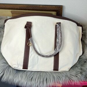 NWT Canvas Weekend Overnight Luggage Bag